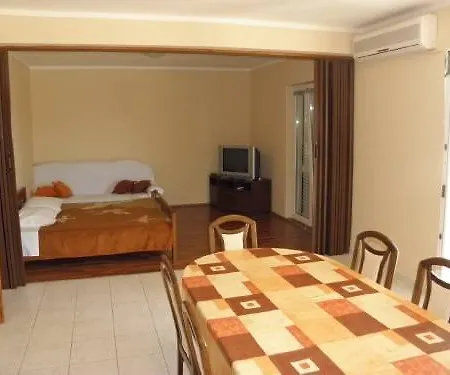 Apartmán zeljko Tribalj